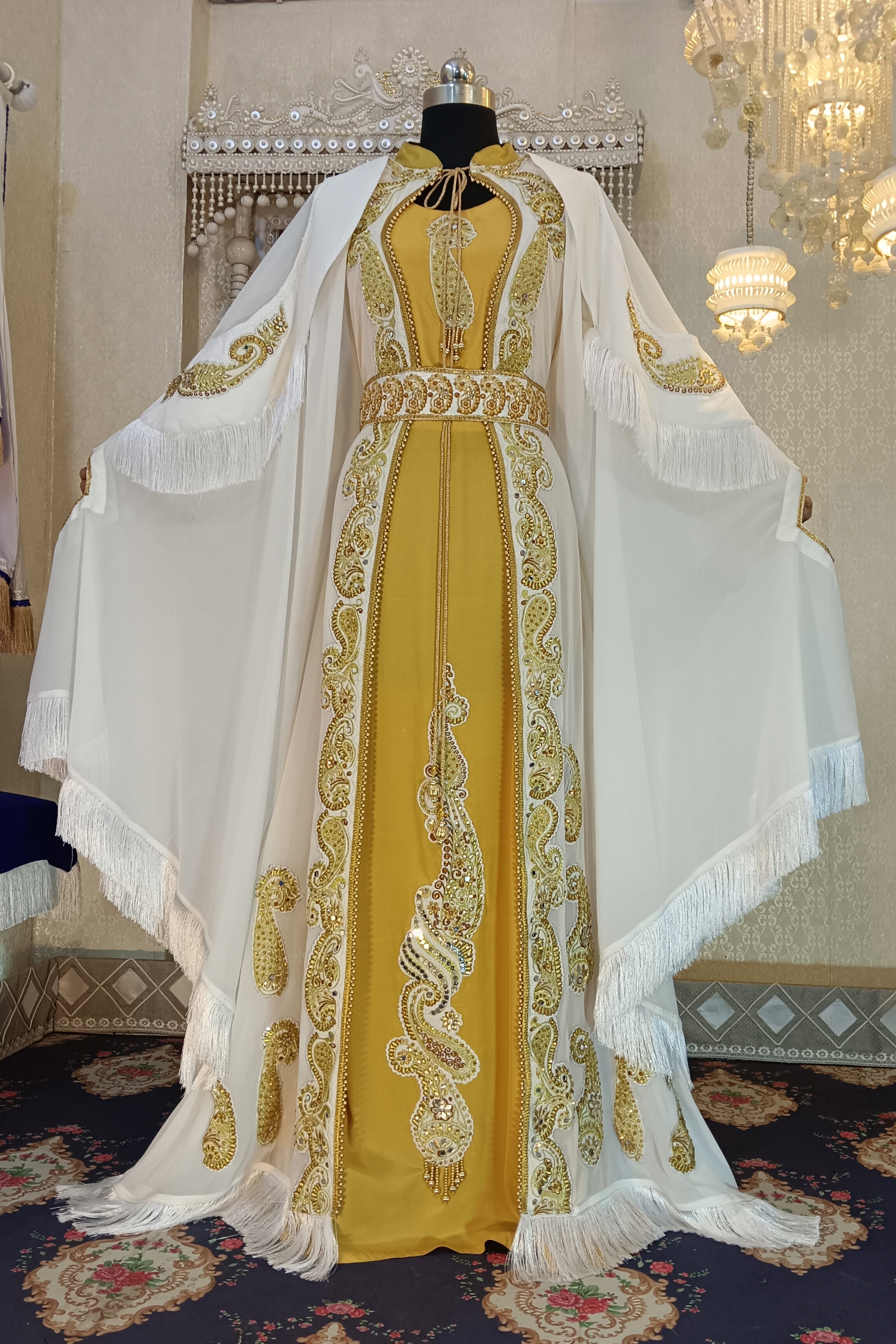 White Unique Designer Wedding Party Wear Moroccan Kaftan – RobeDesert