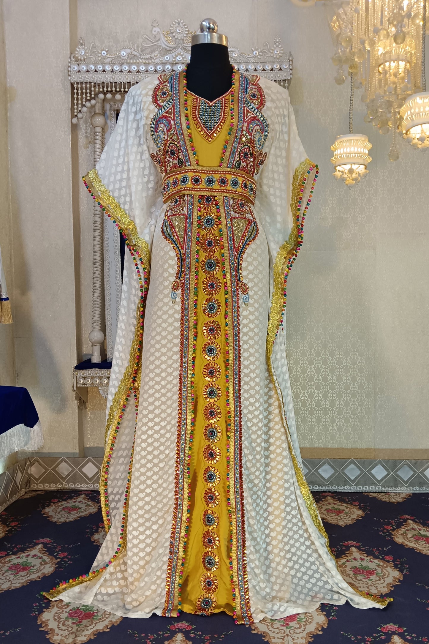 Off White Design Islamic Kaftan