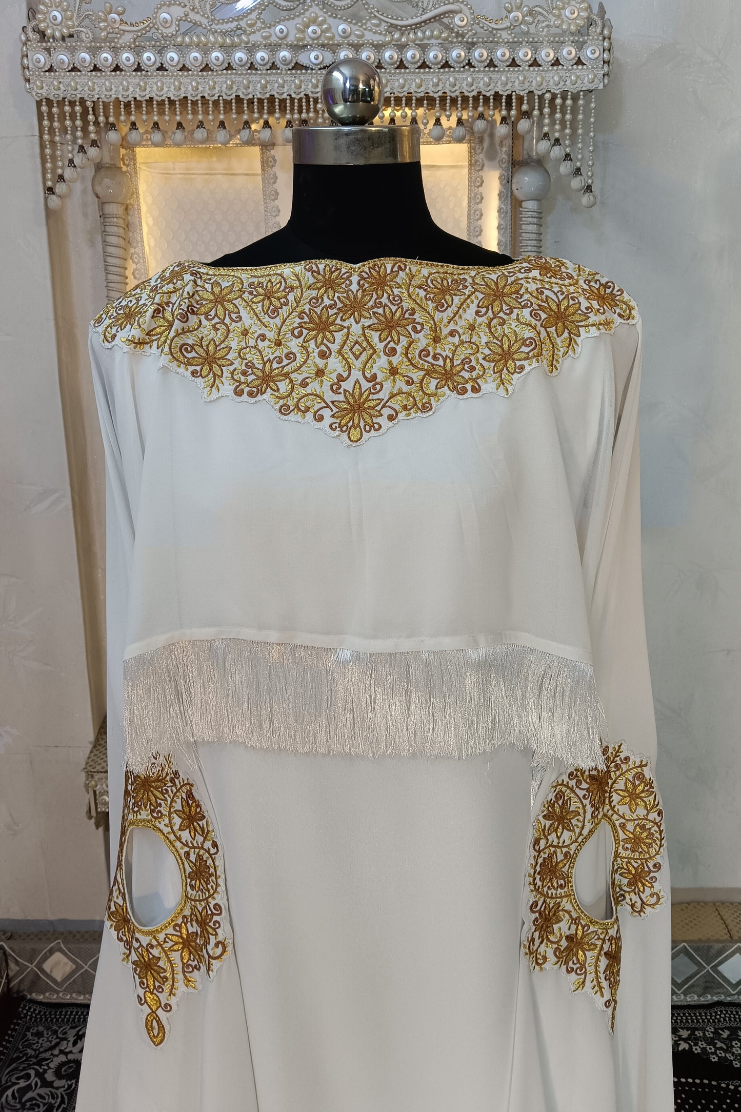 White Islamic Designer Embroidery Kaftan