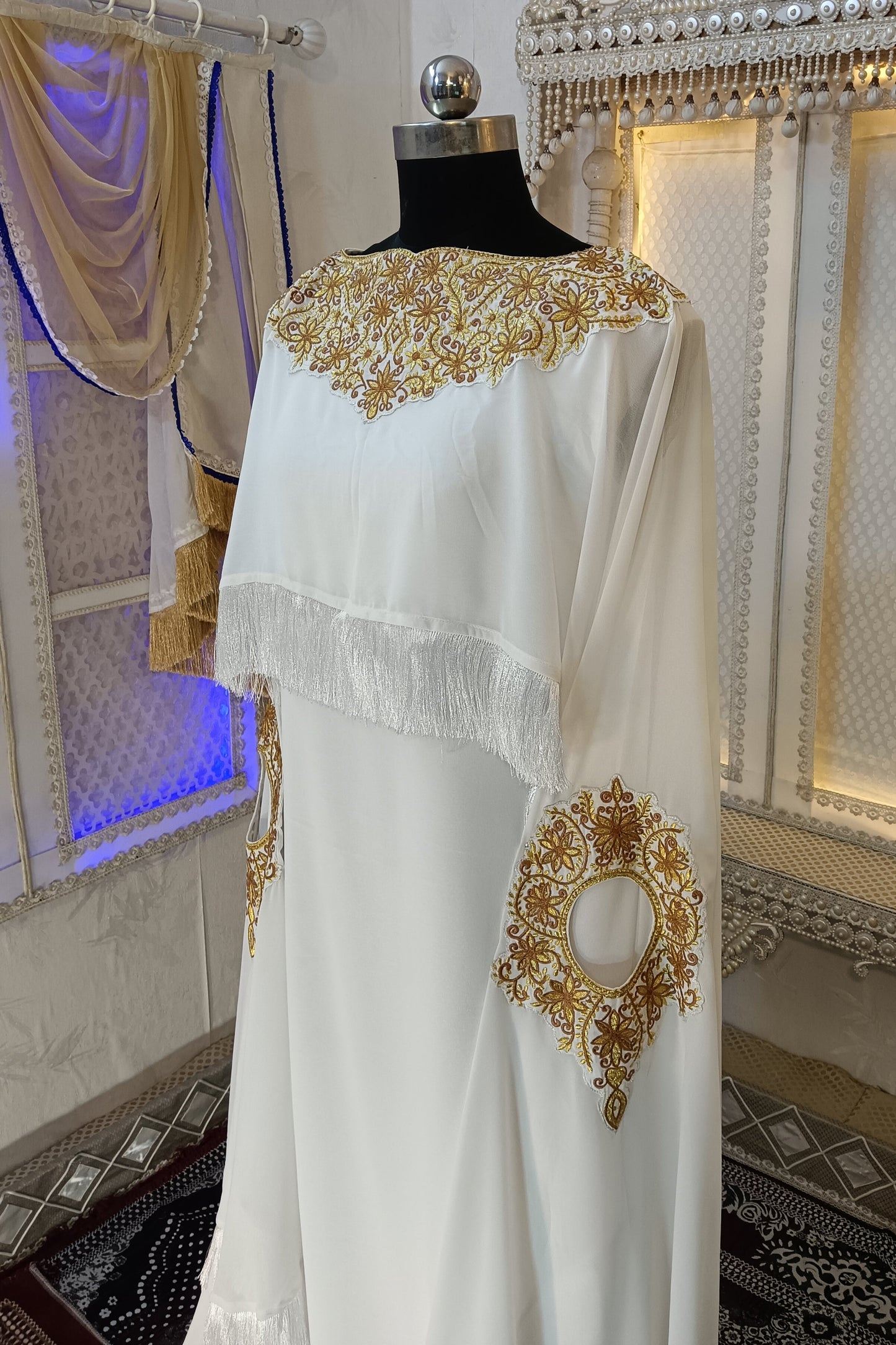 White Islamic Designer Embroidery Kaftan
