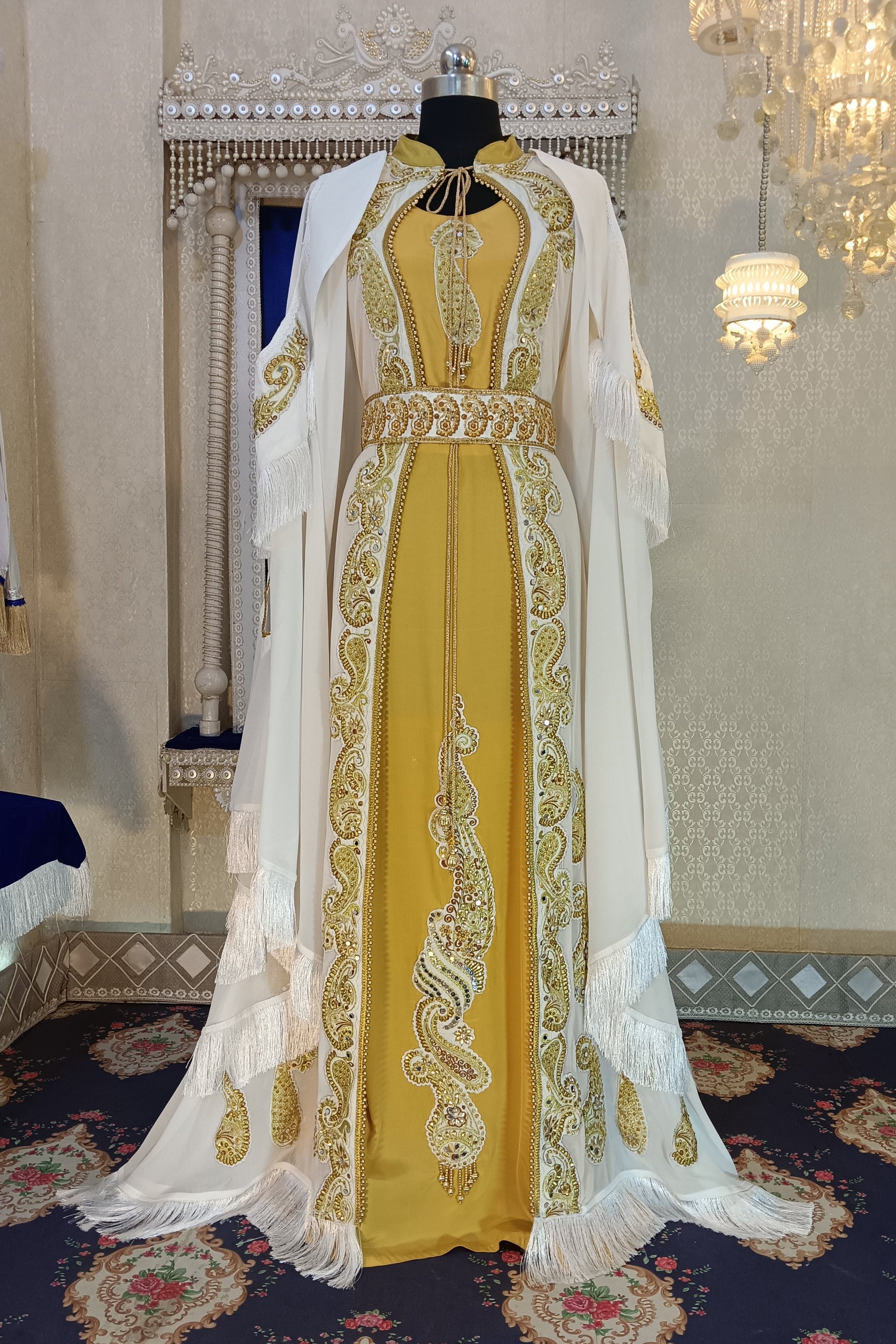 White Unique Designer Wedding Party Wear Moroccan Kaftan – RobeDesert White Unique Designer Wedding Party Wear Moroccan Kaftan – RobeDesert