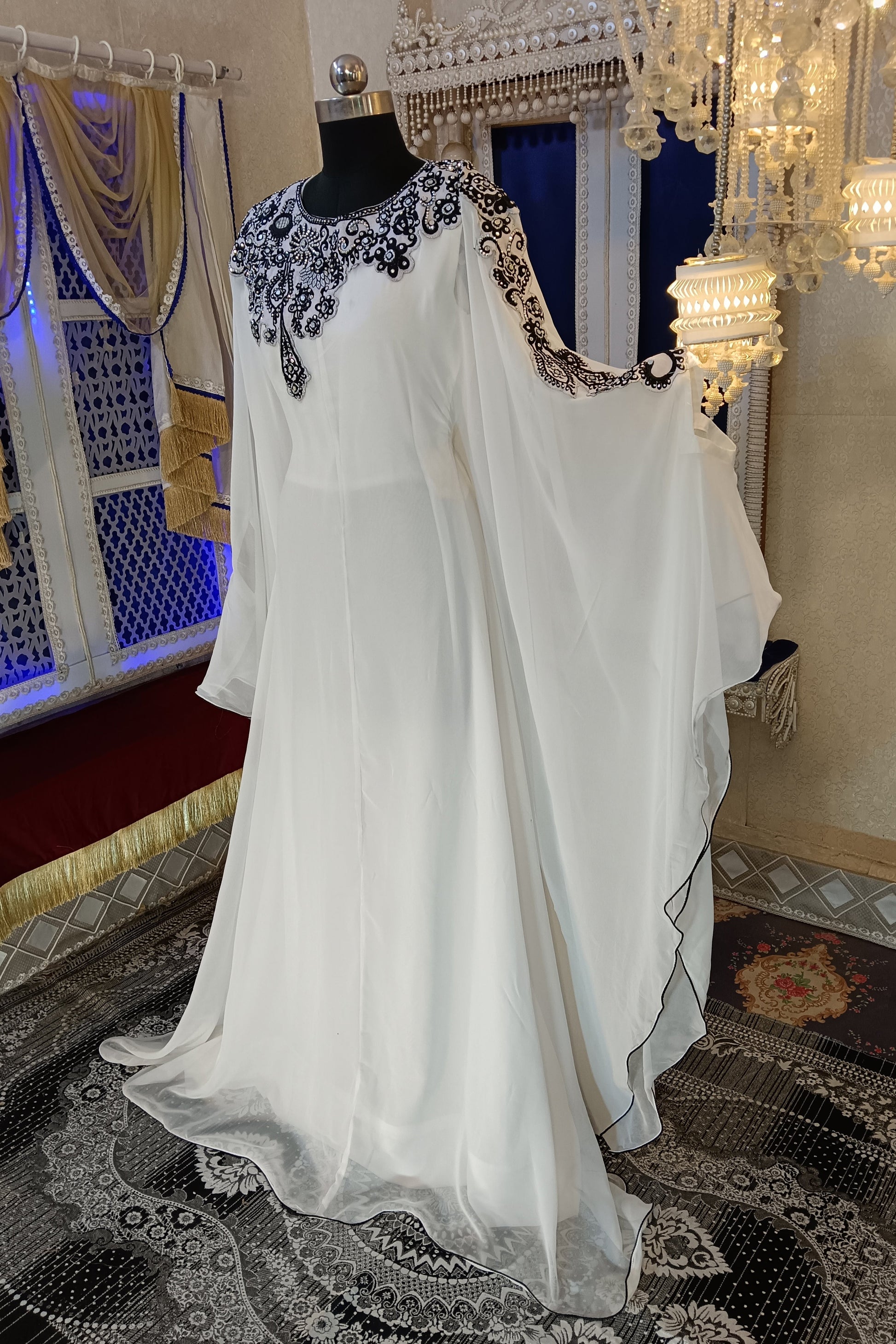 White Takchita Kaftan