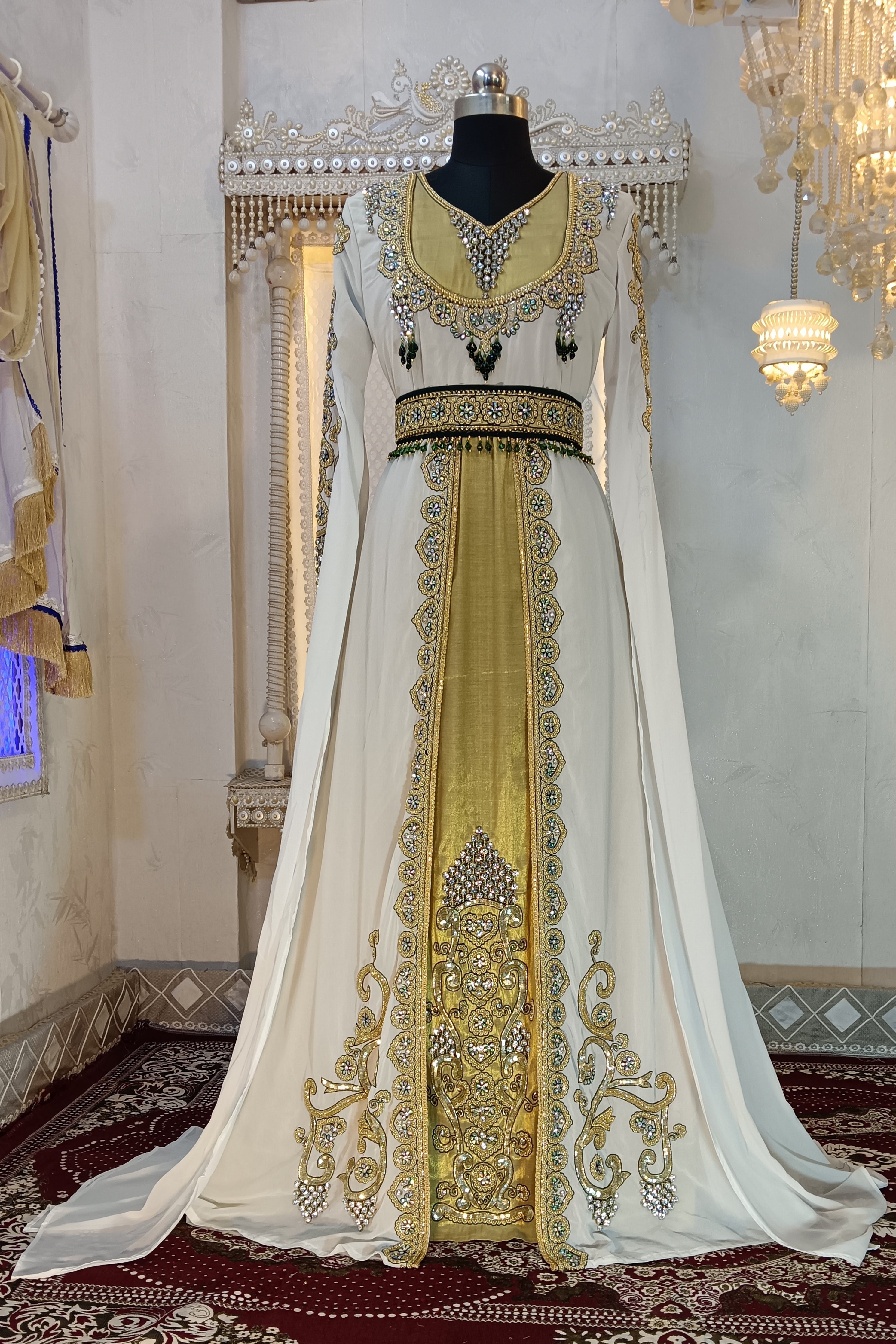 White and Gold Unique Wedding Moroccan Kaftans – RobeDesert